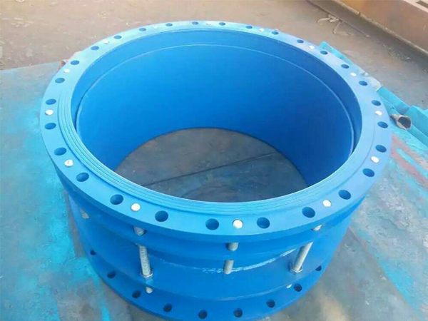 法蘭(lan)限位(wei)伸縮(suo)器